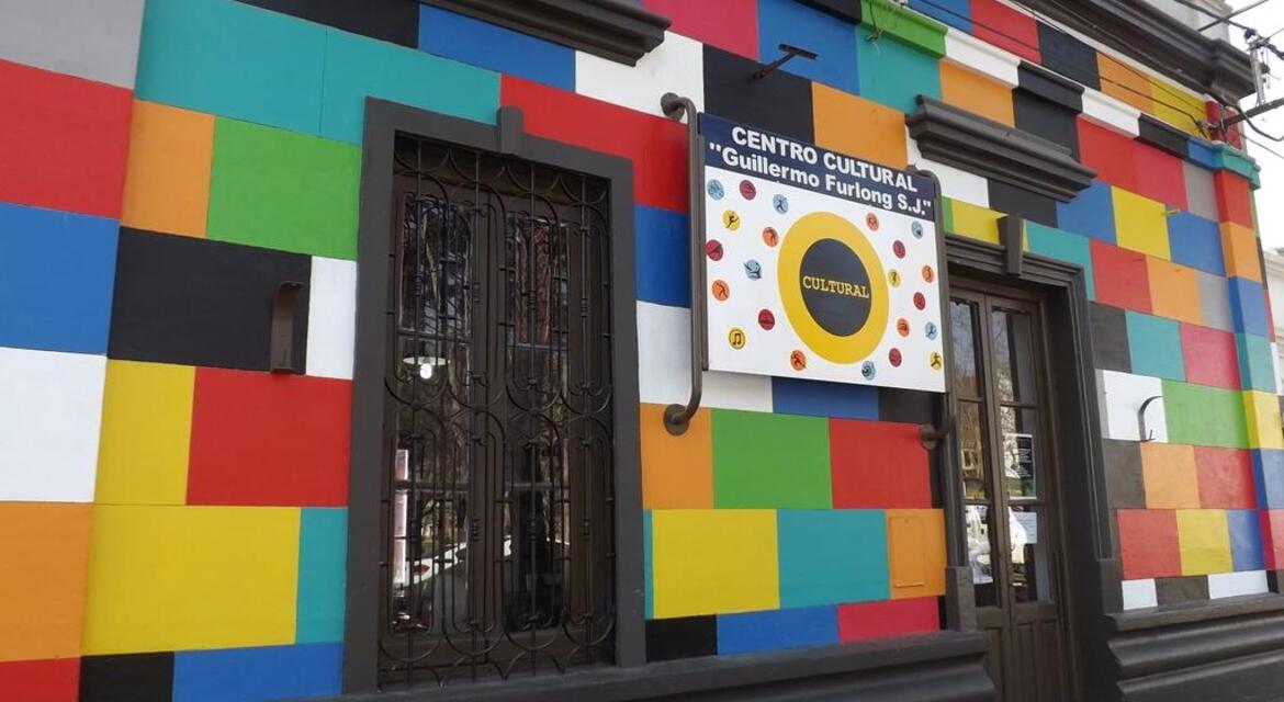 Centro Cultural "Guillermo Furlong"