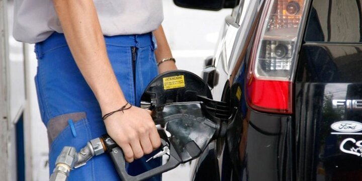 Imagen de YPF aumenta sus combustibles un 1,5 por ciento