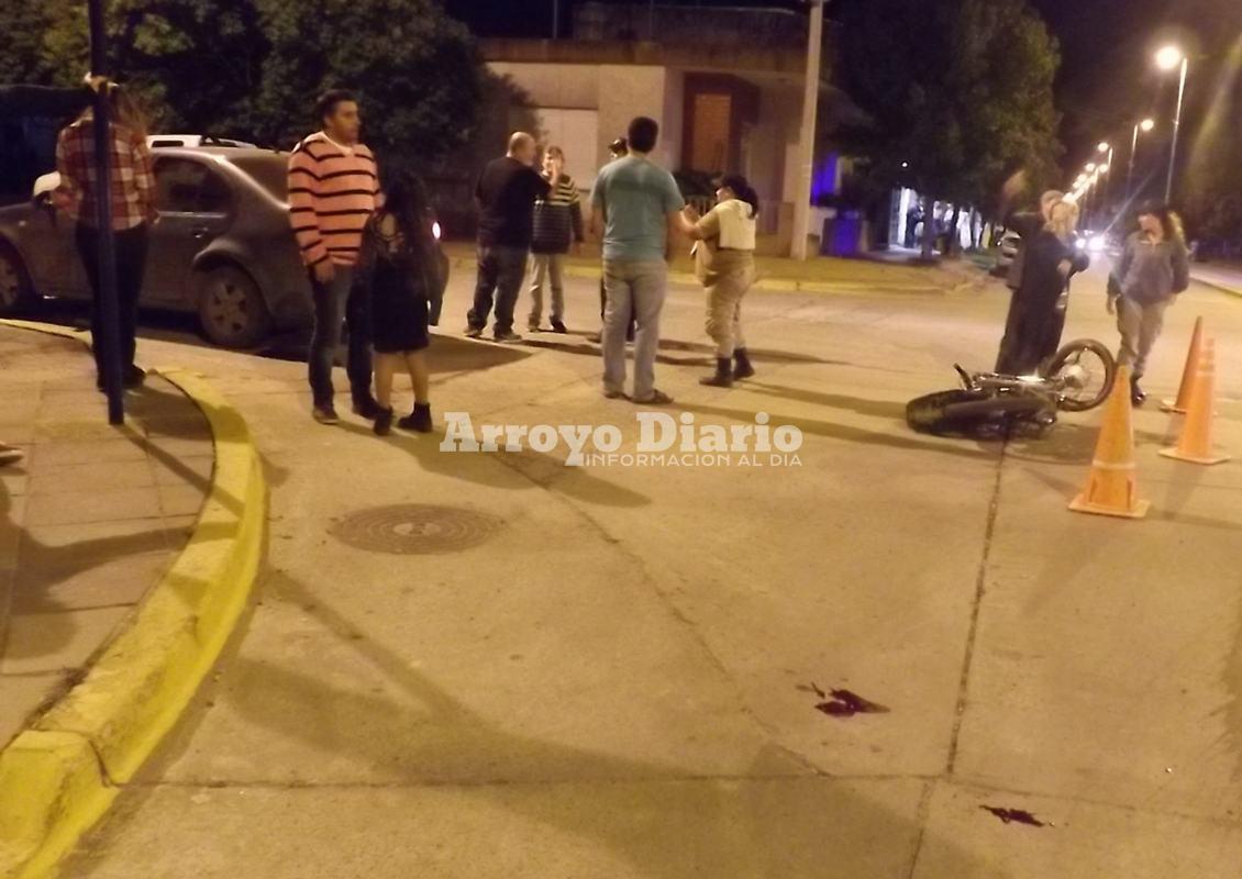Accidente moto auto 1