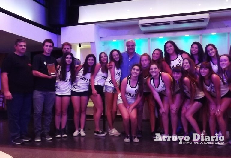 voley cau oro