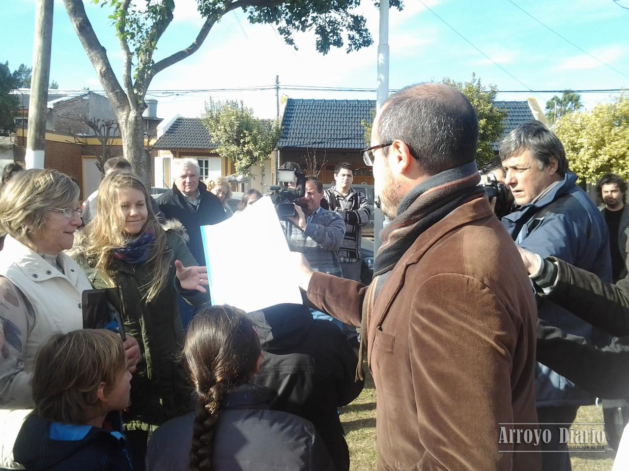 Plaza Jorge Walter Ponti 2