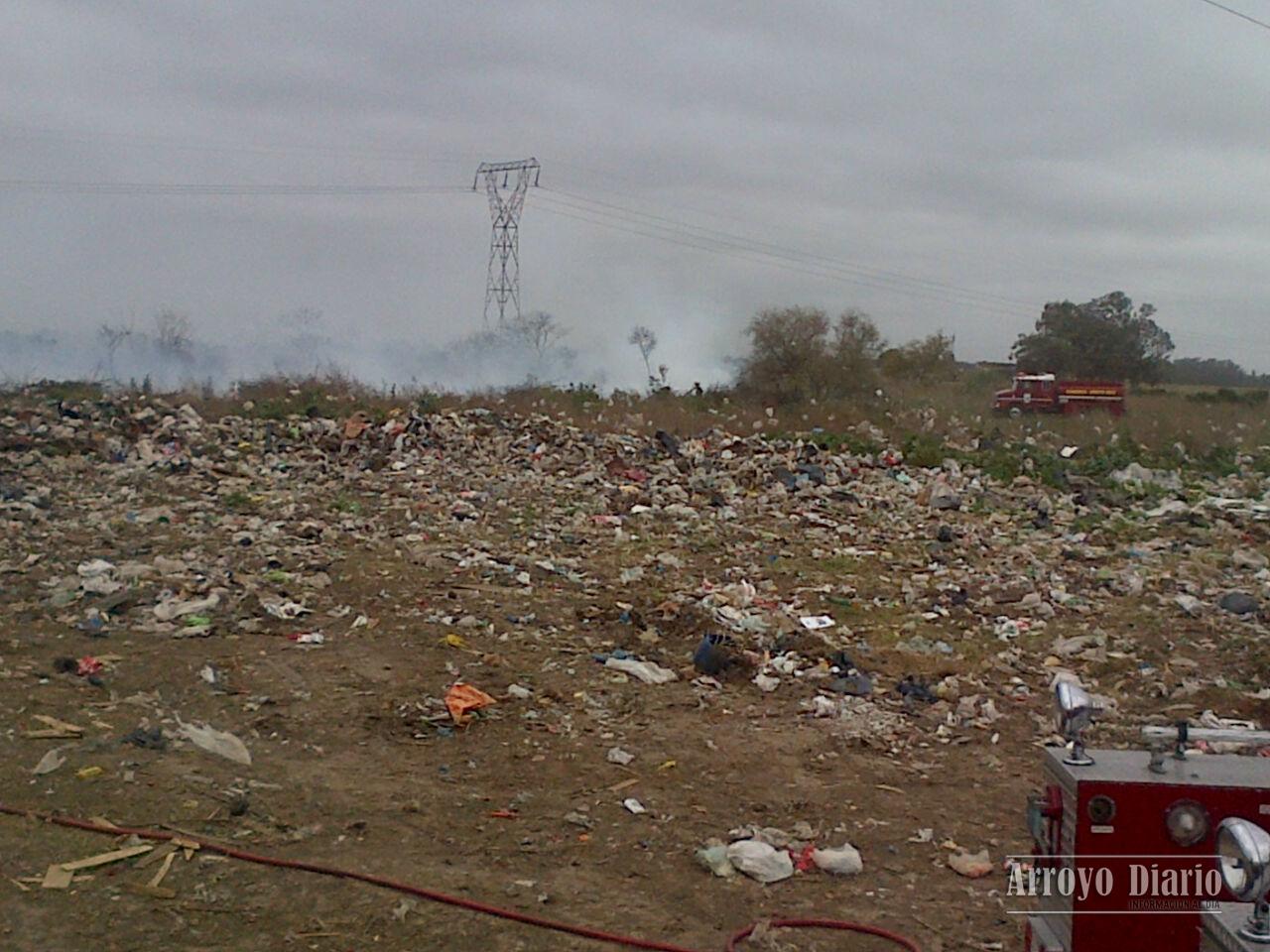 Bomberos basural 1