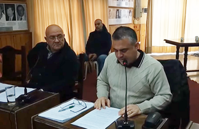 Los concejales Matías Attoresi y Miguel Stéfano durante la presentación del proyecto.