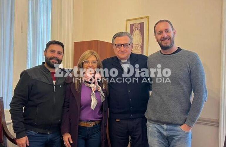 Imagen de Ente Cultural Santafesino: Franco De Cristófano se reunió con Monseñor Eduardo Martín.