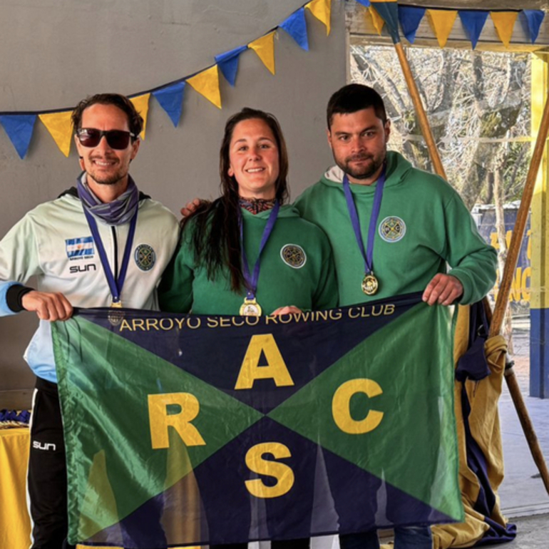 Imagen de Remo: 3 representantes del Rowing Club, obtuvieron un 3º puesto en Baigorria.
