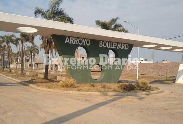 El Barrio Arroyo Boulevard se ubica en el sector oeste de la ciudad.