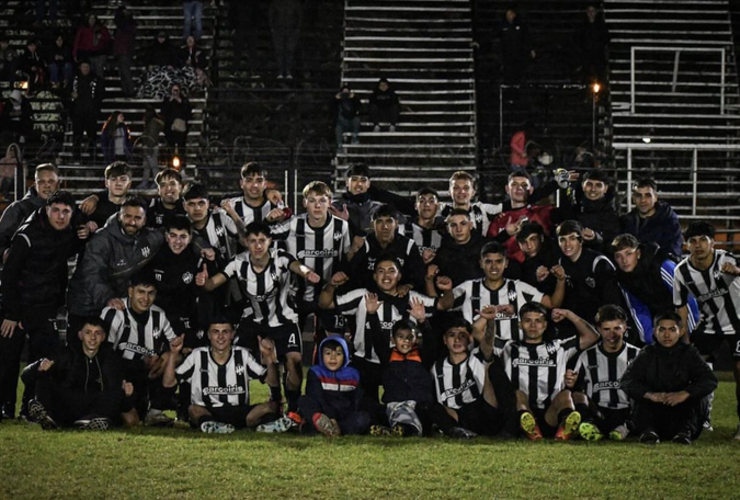 Imagen de Sub-20: Unión pasó a la Final, tras vencer en Semifinales a Empalme Central.