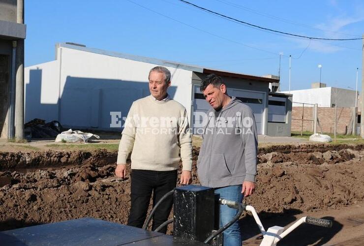 Imagen de Se iniciaron las obras de cordón cuneta en el barrio Asunción II