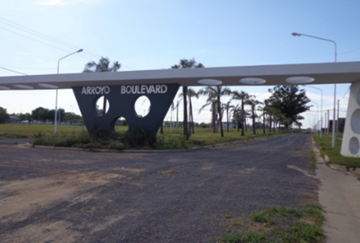 El Barrio Arroyo Boulevard se ubica en el sector oeste de la ciudad.