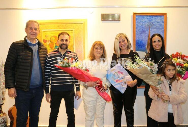 Imagen de Se present&oacute; la exposici&oacute;n art&iacute;stica �Entrega y Pasi&oacute;n� de Mar&iacute;a Luisa Lalitta