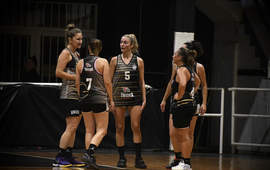 Imagen de Hoy, Uni&oacute;n enfrenta a Sport Club en B&aacute;squet Femenino.