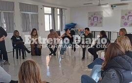 Imagen de Fighiera: Reuni&oacute;n con instituciones para frenar la vulneraci&oacute;n de derechos de ni&ntilde;os y ni&ntilde;as
