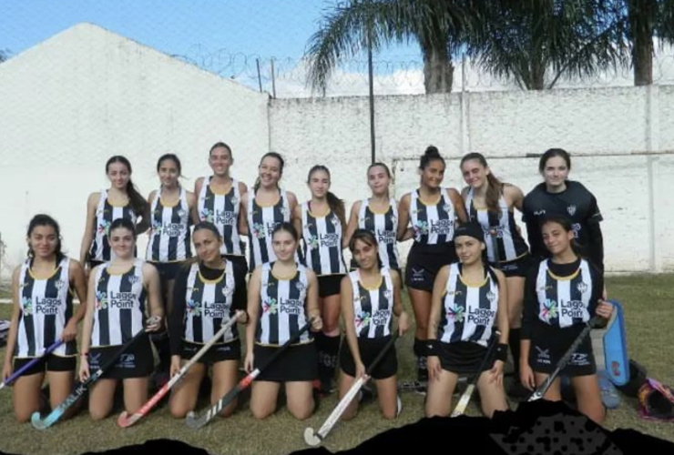 Imagen de Unión ganó en Sub-19 y 1era División ante Talleres RPB en Hockey.