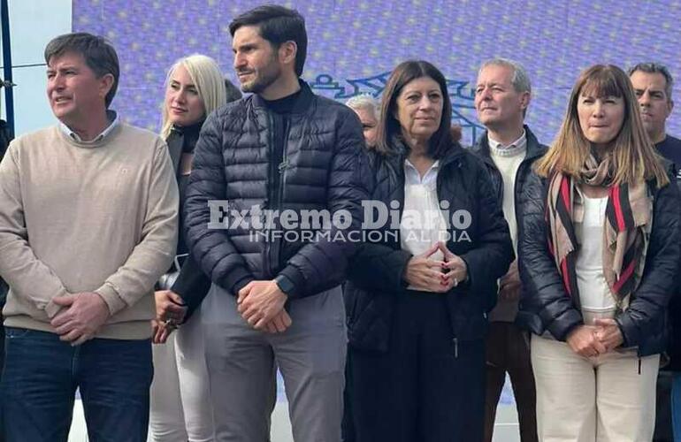 Imagen de Daniel Tonelli junto a Maxi Pullaro en Soldini