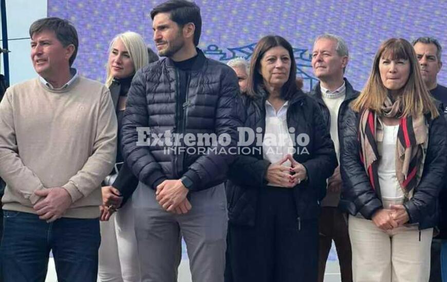 Imagen de Daniel Tonelli junto a Maxi Pullaro en Soldini