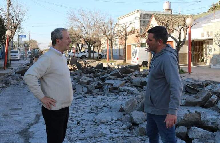 El gobierno municipal encar&oacute; la obra de reparaci&oacute;n de pavimento en Juan B. Justo.