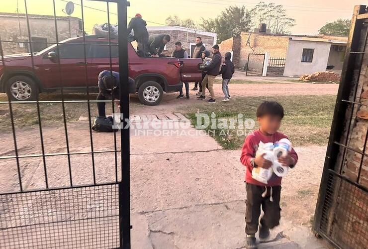 Imagen de Manos Dadas llevó donaciones a Chaco: Un gesto solidario en tiempos de necesidad