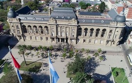 Imagen de El gobierno de Santa Fe demand&oacute; a Naci&oacute;n por una deuda de casi 70.000 millones de pesos