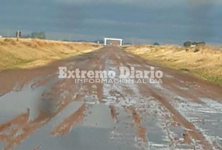 Ingreso a Playa Mansa y Mirador del Río. Foto enviada por vecinos.