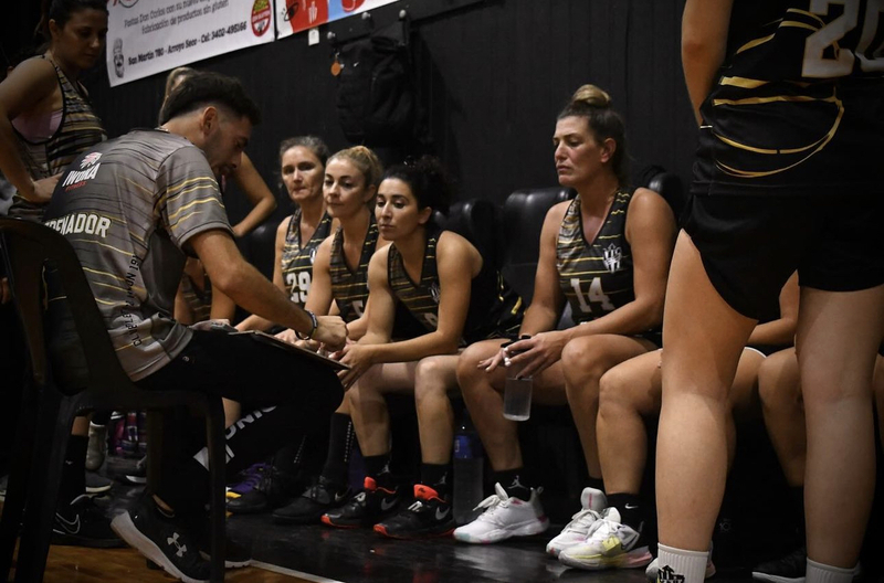 Imagen de Esta noche, Uni&oacute;n ante Maciel en 1era divisi&oacute;n de b&aacute;squet femenino.