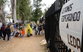 Filas interminables cada vez que Leda se present&oacute; en la ex Rural. (Alan Monz&oacute;n)