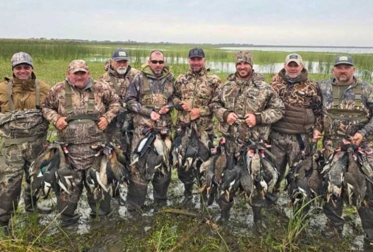 Imagen de El gobierno santafesino denunció a los cazadores norteamericanos que masacraron aves autóctonas