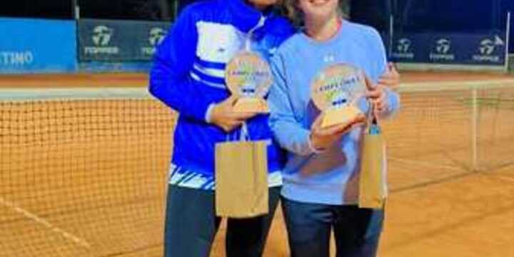 Imagen de Torneo de tenis Dobles Damas en Central Argentino.