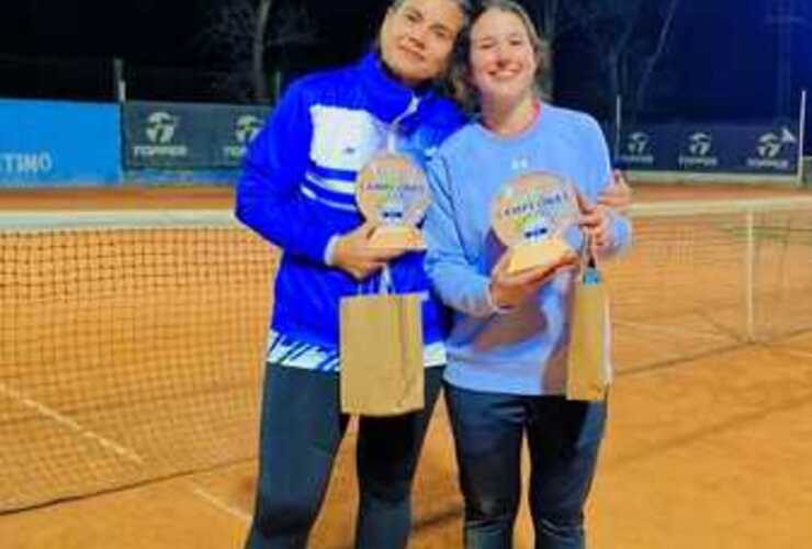 Imagen de Torneo de tenis Dobles Damas en Central Argentino.