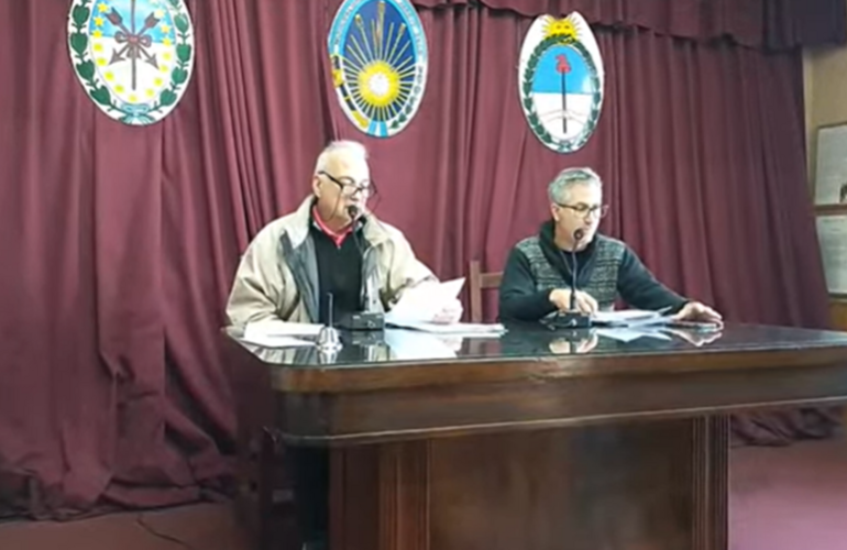 Imagen de Informe sobre el incumplimiento de la ordenanza de sem&aacute;foros peatonales