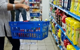 Para el Gobierno, la inflaci&oacute;n es un tema que "est&aacute; solucionado y lo que queda es ir viendo como se derrumba". (Archivo Rosario3)