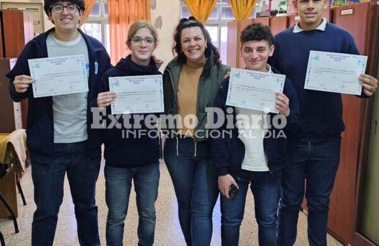 Imagen de Técnica 450: Entrega de certificados a los ganadores del concurso Canguro Matemático 2024