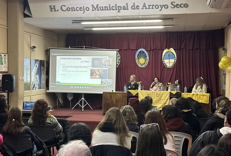 Imagen de Charla sobre Endometrosis en el Concejo Municipal.