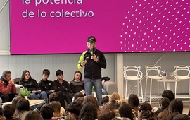 Imagen de Encuentro de Conversaci&oacute;n de Fernando Signorini en Punto Lagos.