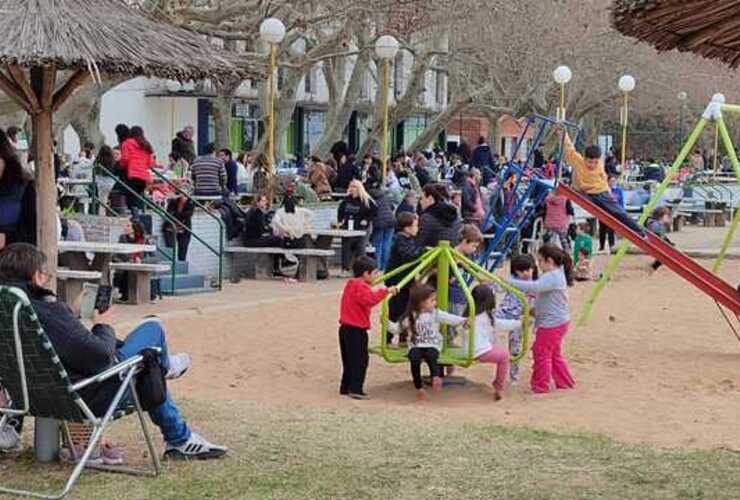 Imagen de El Rowing Club celebró el Día de la Niñez.