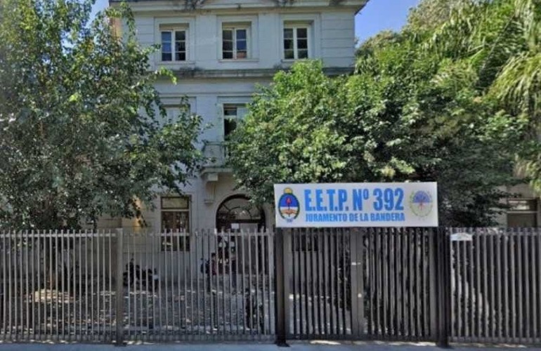 Imagen de Una alumna apu&ntilde;al&oacute; a una compa&ntilde;era tras una discusi&oacute;n en una escuela de barrio Tiro Suizo