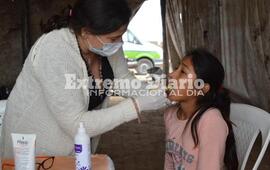 Imagen de Alvear: Atención médica y asistencia social en el Campo Vinai