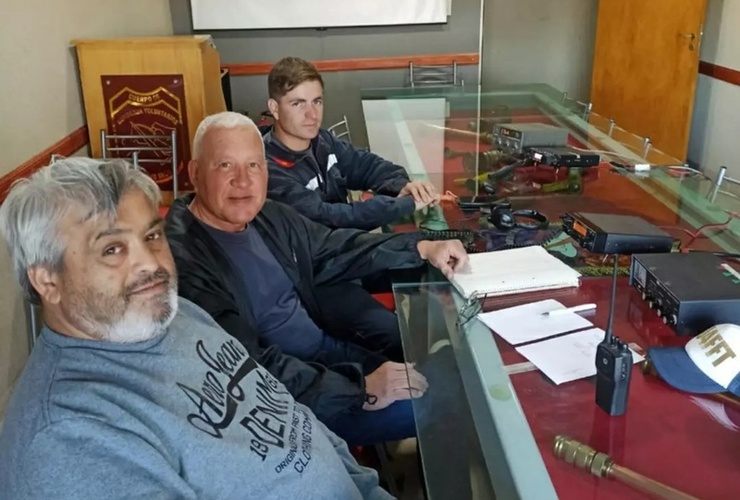 Imagen de Bomberos Voluntarios celebr&oacute; su 44&deg; aniversario con una actividad especial junto a radioaficionados