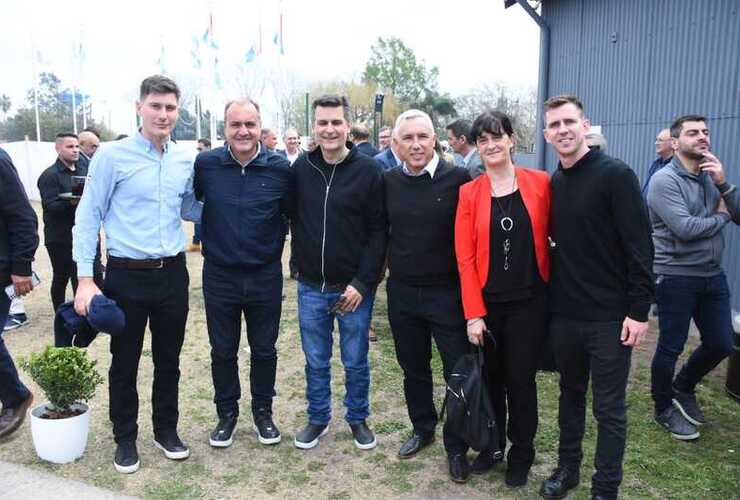 Imagen de Alvear presente en el evento de FISFE por el Día de la Industria en Roldán