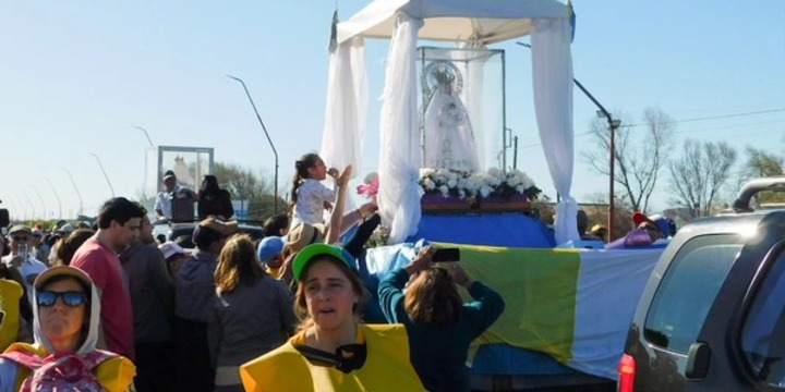 Imagen de Alvear recibió a la Virgen en el marco de la 29° Peregrinación Rosario - San Nicolás