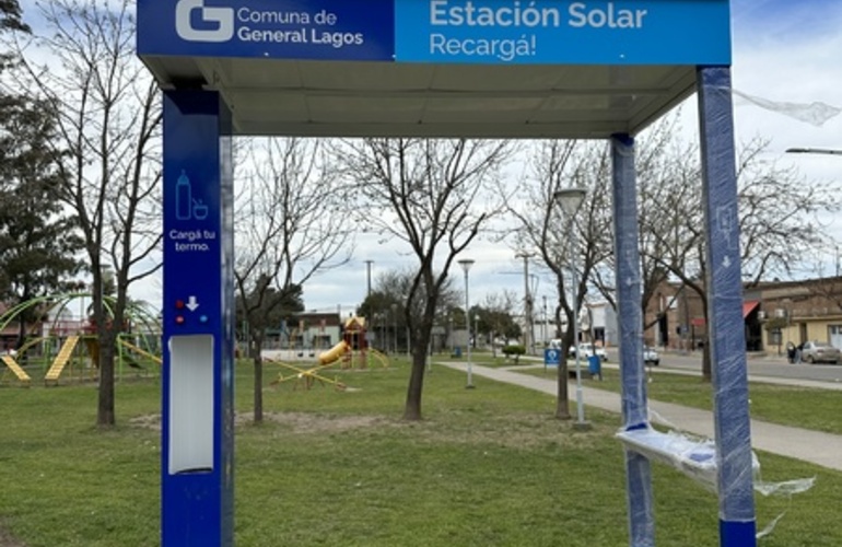 Imagen de Se instalaron Estaciones Solares en la localidad.