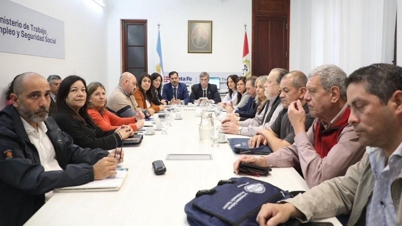 Los docentes p&uacute;blicos no dieron un visto bueno, y ahora los privados aceptaron pero se suman a medidas de los p&uacute;blicos.