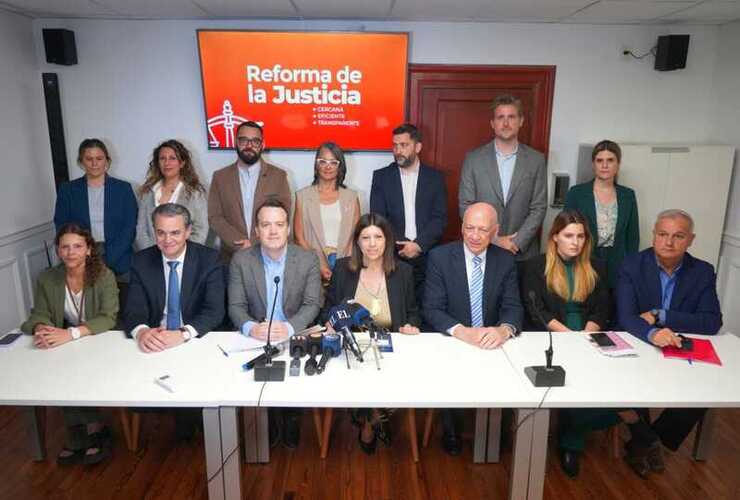 Imagen de El Socialismo impulsa una reforma de la Justicia Provincial que incluye cambios en la Corte