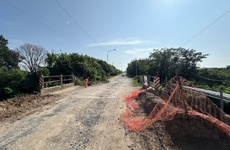 Imagen de Iniciaron las obras en el puente que va al barrio Puerto.