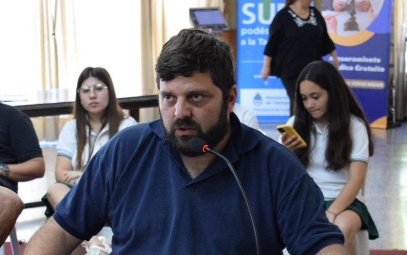 El proyecto fue presentado por Sebastián Ghione y José Luis Murina.