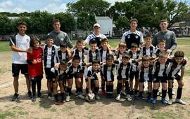 Imagen de Uni&oacute;n sali&oacute; Campe&oacute;n de la Liga AFIPA en categor&iacute;a 2015/2016.