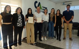 Imagen de Alvear firma convenio para fortalecer pol&iacute;ticas de acci&oacute;n clim&aacute;tica