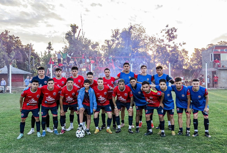 Imagen de 1era división: Talleres perdió ante Atlético Empalme y quedó afuera del Campeonato.