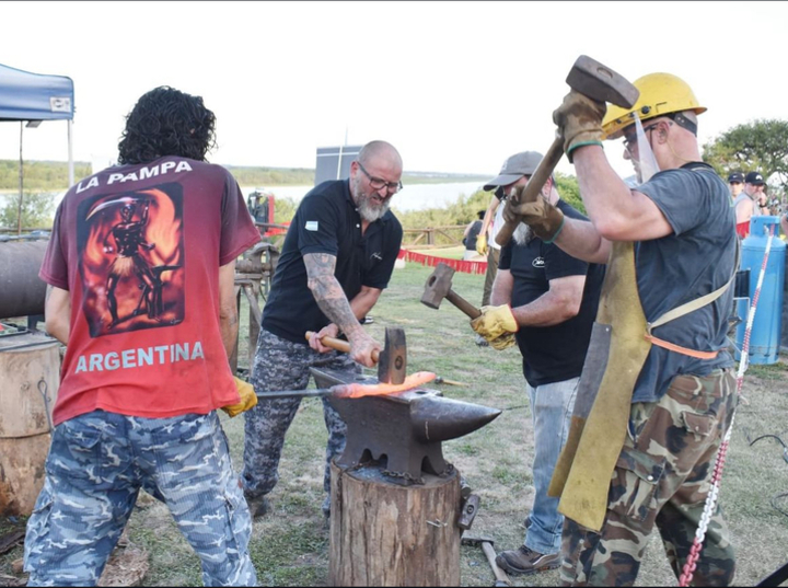 Imagen de 3er Festival 'Forjando el Paraná' en Pueblo Esther.