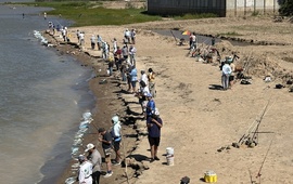 Imagen de 1era jornada de Pesca de Costa de la 28&ordm; Fiesta Provincial del Armado.