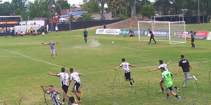 Imagen de 1era División: Unión venció por penales a Empalme Central y pasó a la Final.